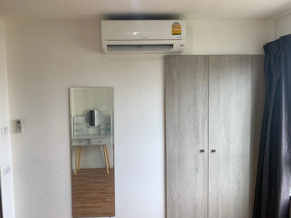 For sale: Lumpini Ville Onnut – Ladkrabang, 4th floor, empty room, good project, interested in owning, hurry and reserve now.