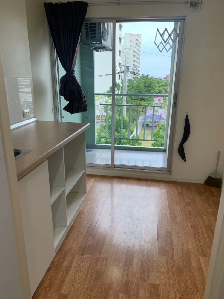 For sale: Lumpini Ville Onnut – Ladkrabang, 4th floor, empty room, good project, interested in owning, hurry and reserve now.