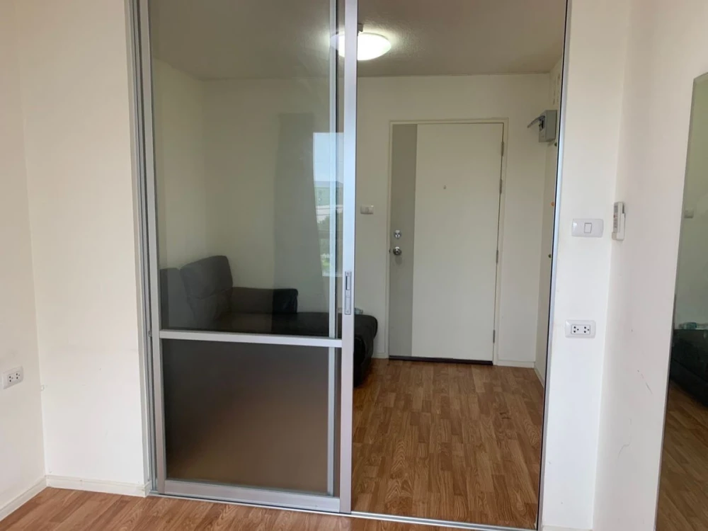 For sale: Lumpini Ville Onnut – Ladkrabang, 4th floor, empty room, good project, interested in owning, hurry and reserve now.