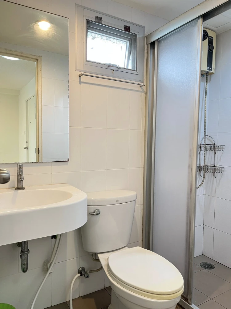 For sale Lumpini Ville Onnut – Ladkrabang, corner room, not crowded, good location, complete facilities, don't miss it.
