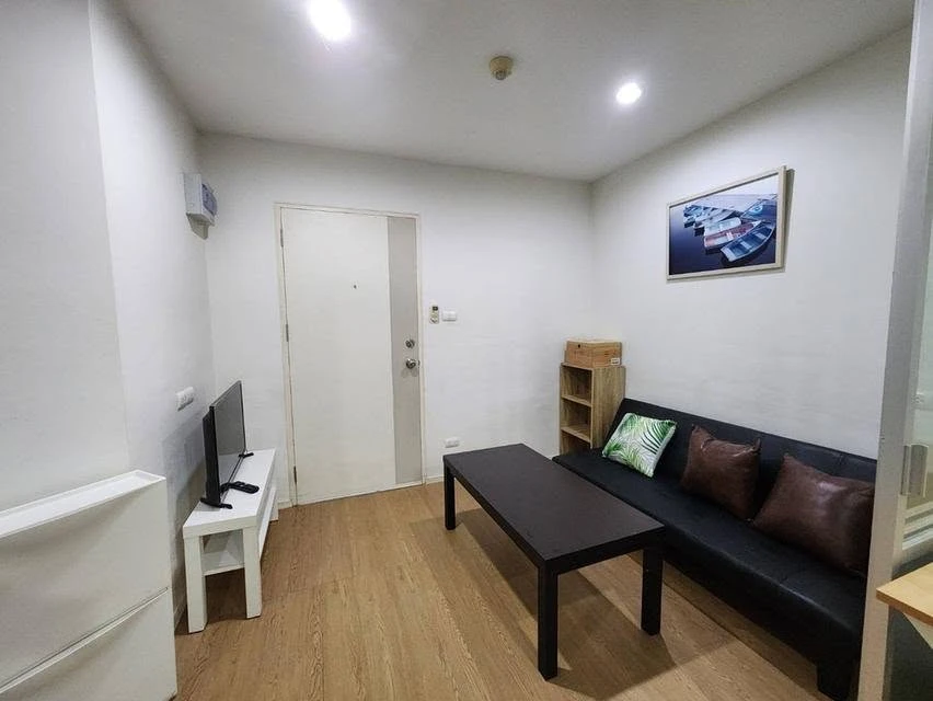 Selling Lumpini Ville Onnut 46, 1 bedroom, 1 bathroom unit. Great location, fully furnished. What are you waiting for?