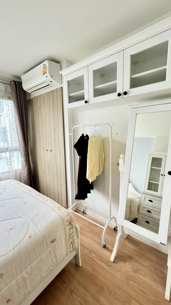For sale Lumpini Ville On Nut 46, ready to move in, furnished, shady side, not exposed to the sun, cool room, garden view