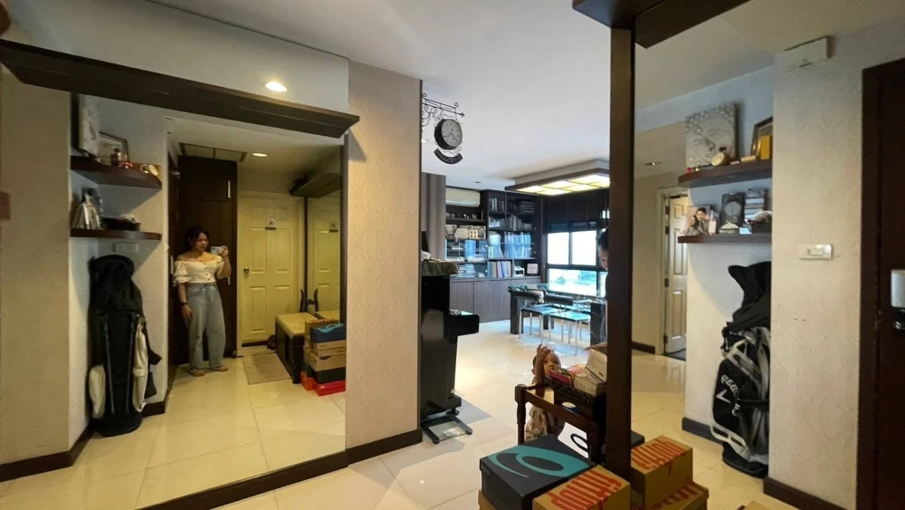 ขาย Lumpini Ville Phahol-Sutthisarn ห้องกว้างมาก มี 3 นอน 3 น้ำ พร้อมเฟอร์บิวท์อิน รีบจองเลย