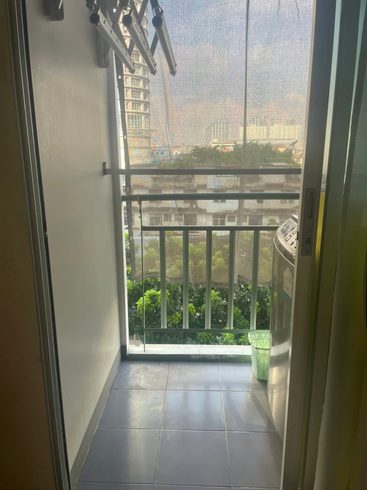 For Sale: Lumpini Ville Ramkhamhaeng 60/2 – 1 Bedroom, 1 Bathroom. Great location with convenient transportation—don't miss out!