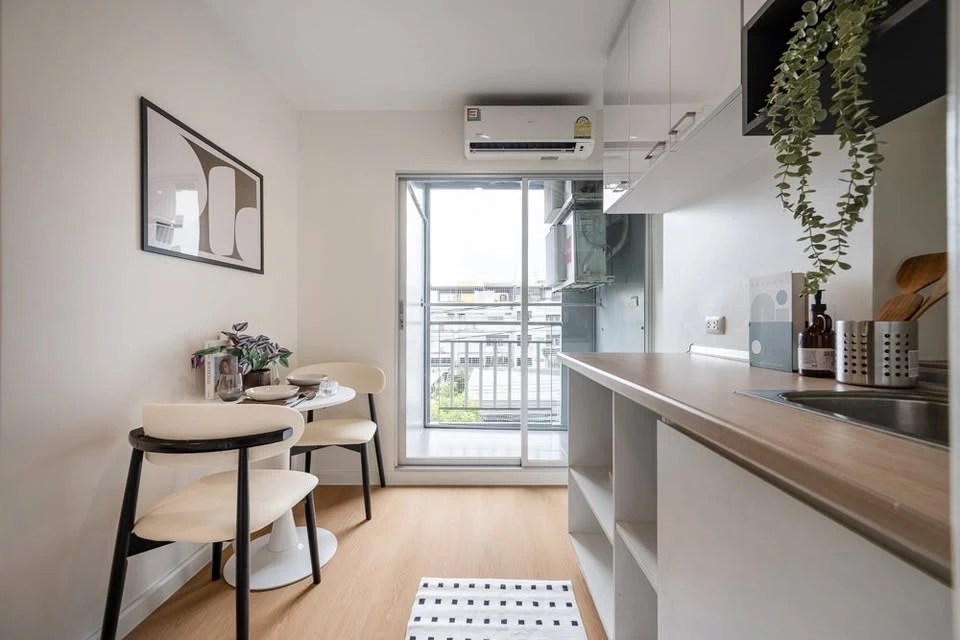 For Sale: Lumpini Ville Ramkhamhaeng 60/2. A well-sized, easy-to-maintain unit—ideal for those seeking an affordably priced condo in the Hua Mak–Bang