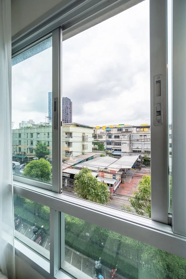 For Sale: Lumpini Ville Ramkhamhaeng 60/2. A well-sized, easy-to-maintain unit—ideal for those seeking an affordably priced condo in the Hua Mak–Bang