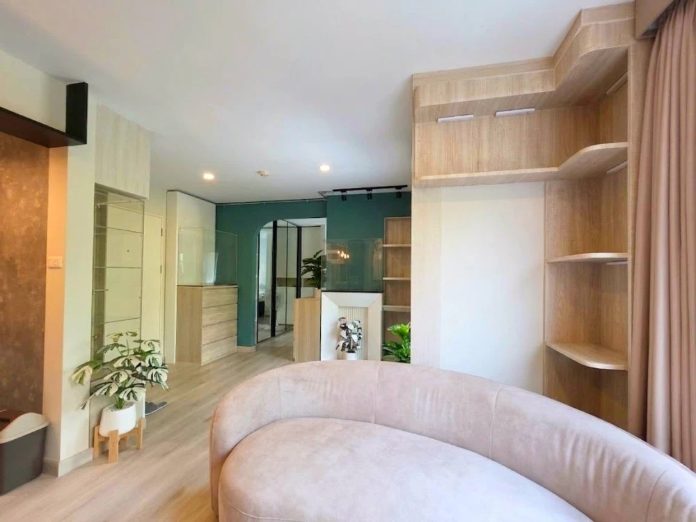 Selling Lumpini Ville Ratburana - Riverview, 2 combined units with large usable space and stunning, coordinated interior design. Don't miss out!