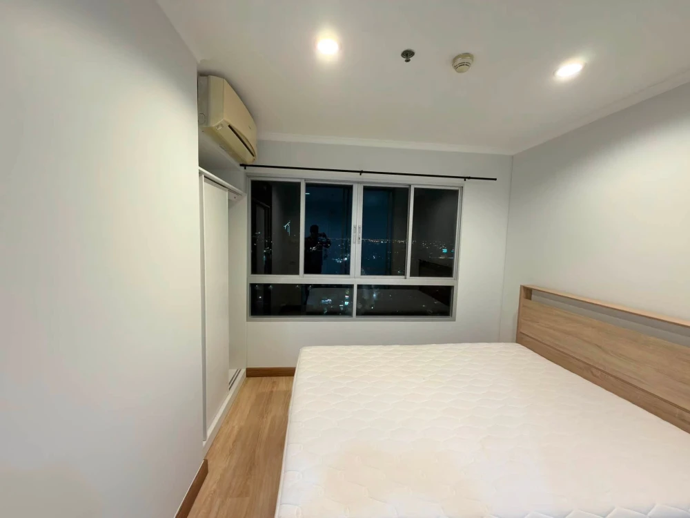 Selling a lovely condo at Lumpini Ville Ratburana-Riverview. Fully furnished with beautiful river views. Book now!