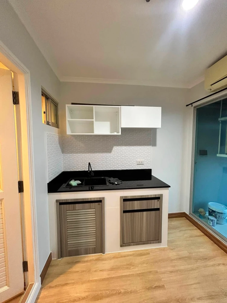 Selling a lovely condo at Lumpini Ville Ratburana-Riverview. Fully furnished with beautiful river views. Book now!