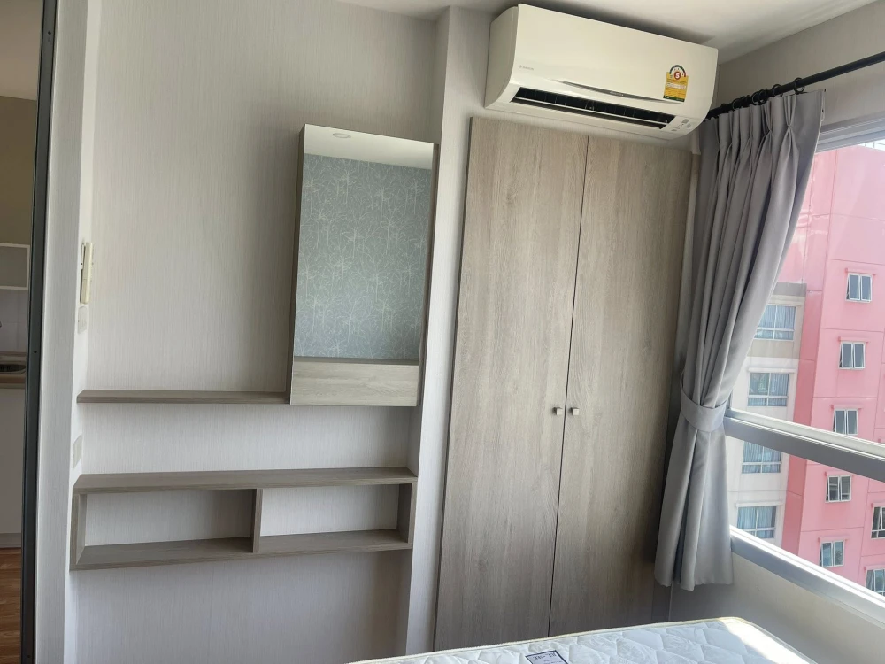 Selling a corner unit at Lumpini Ville Ratchaphruek-Bangwaek, offering privacy. Features high-quality wallpaper and is fully furnished. Don't miss out