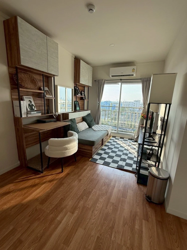 Selling two comfortable apartments at Lumpini Ville Sukhumvit 76 - Bearing Station, 8th floor, fully furnished. Book now!