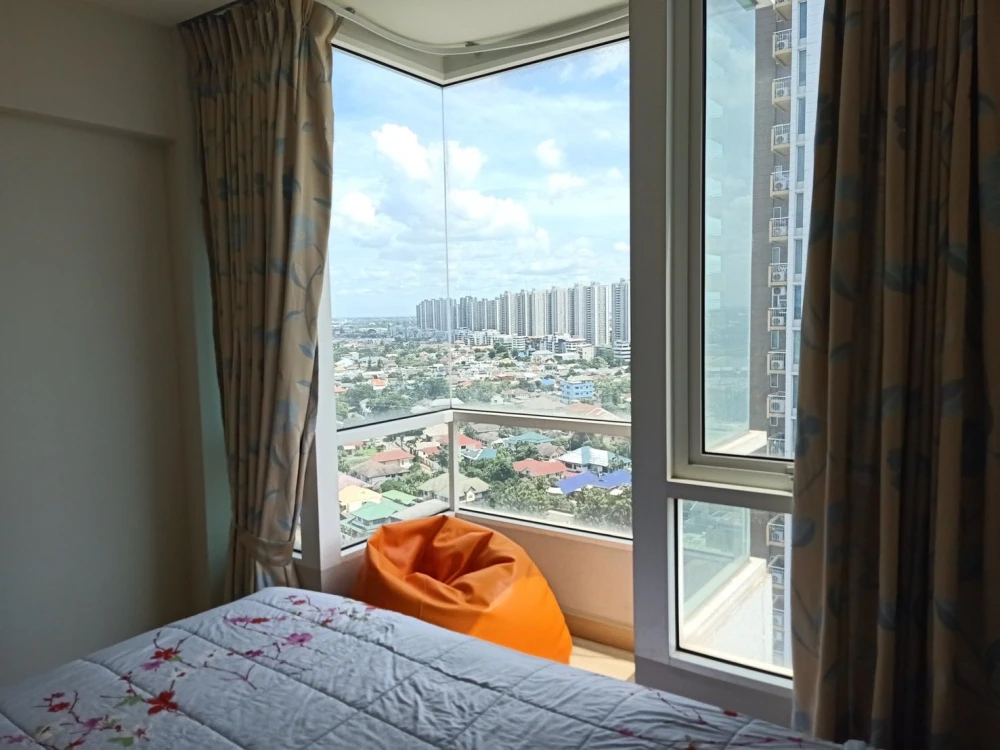 For sale: M Society Condominium, 21st floor, separated room, fully furnished, reserve now, urgent!
