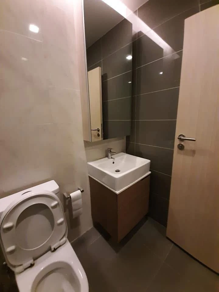 For sale: M Thonglor 10, corner unit with privacy, fully furnished and equipped, beautiful city view, don't miss out!