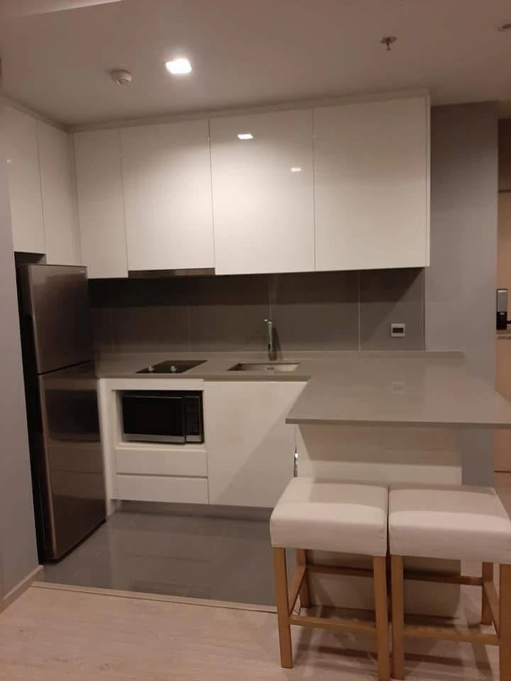For sale: M Thonglor 10, corner unit with privacy, fully furnished and equipped, beautiful city view, don't miss out!