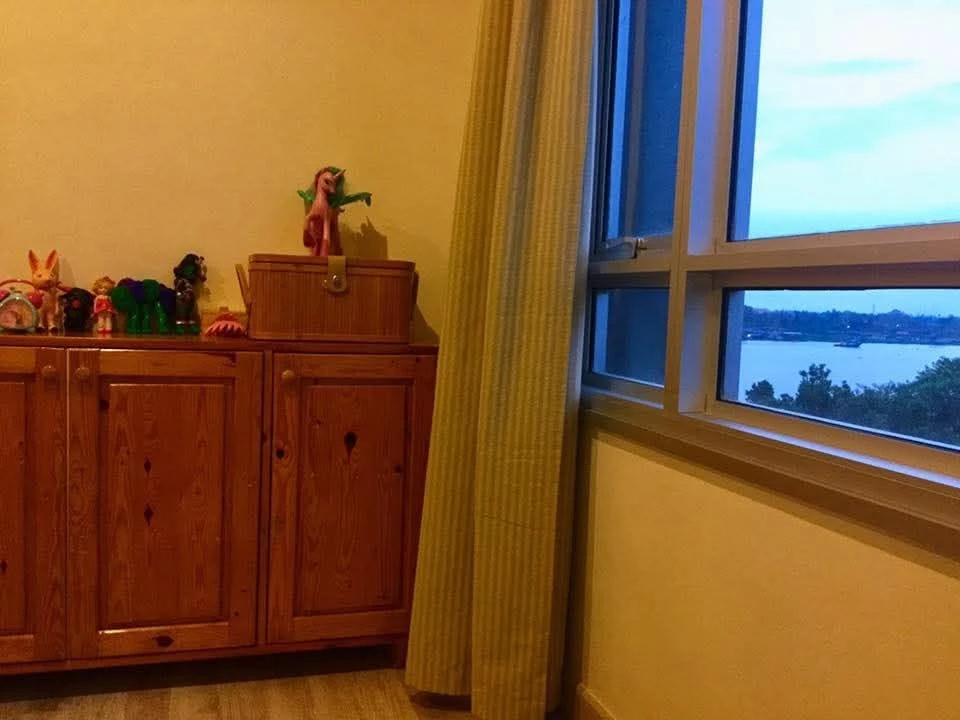 Selling a 5th-floor unit at Manor Sanambinnam. Excellent location with Chao Phraya River view and convenient transportation. Don't miss out!