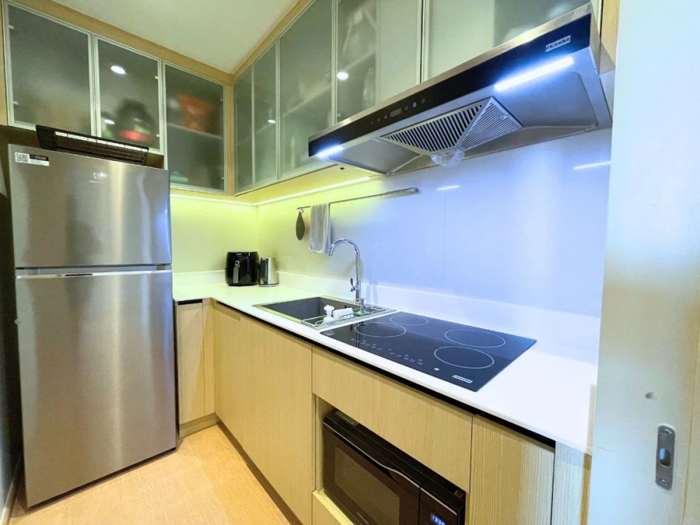 For sale: Maru Ekkamai 2, 17th floor, high floor, beautiful view, fully furnished, super beautiful, reserve now, don't delay.
