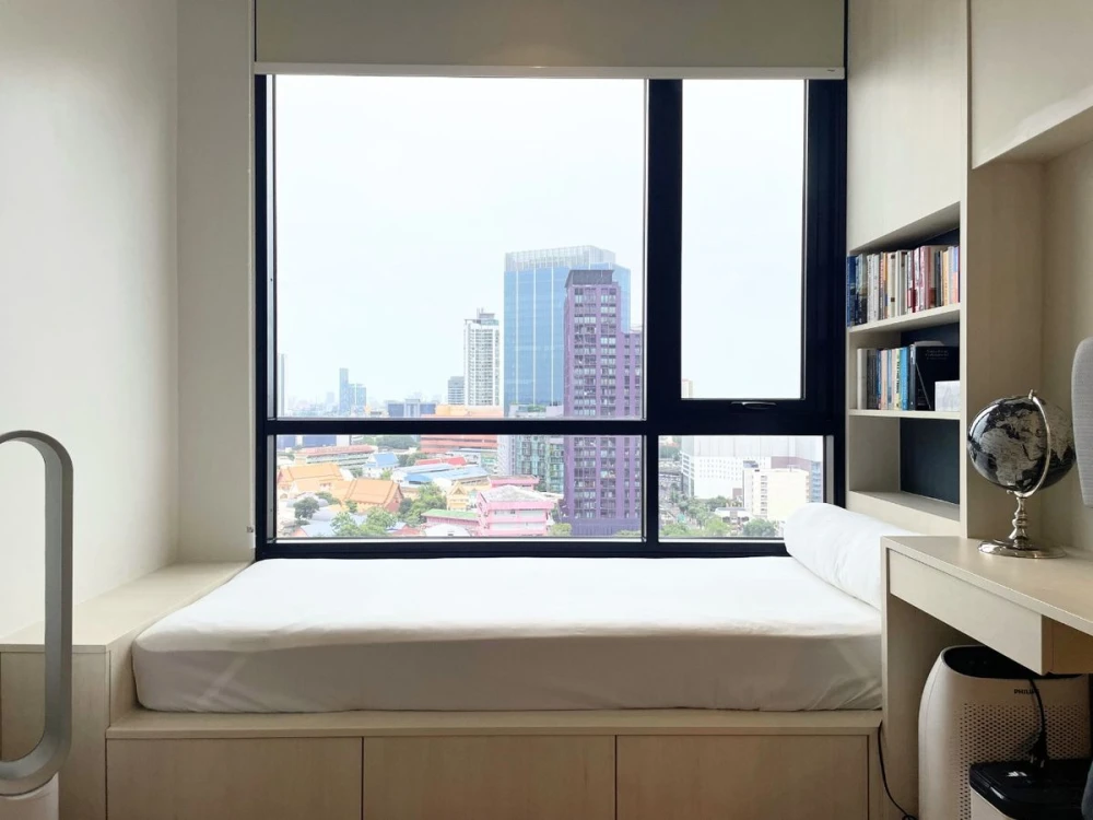 For sale: Maru Ekkamai 2, 17th floor, high floor, beautiful view, fully furnished, super beautiful, reserve now, don't delay.