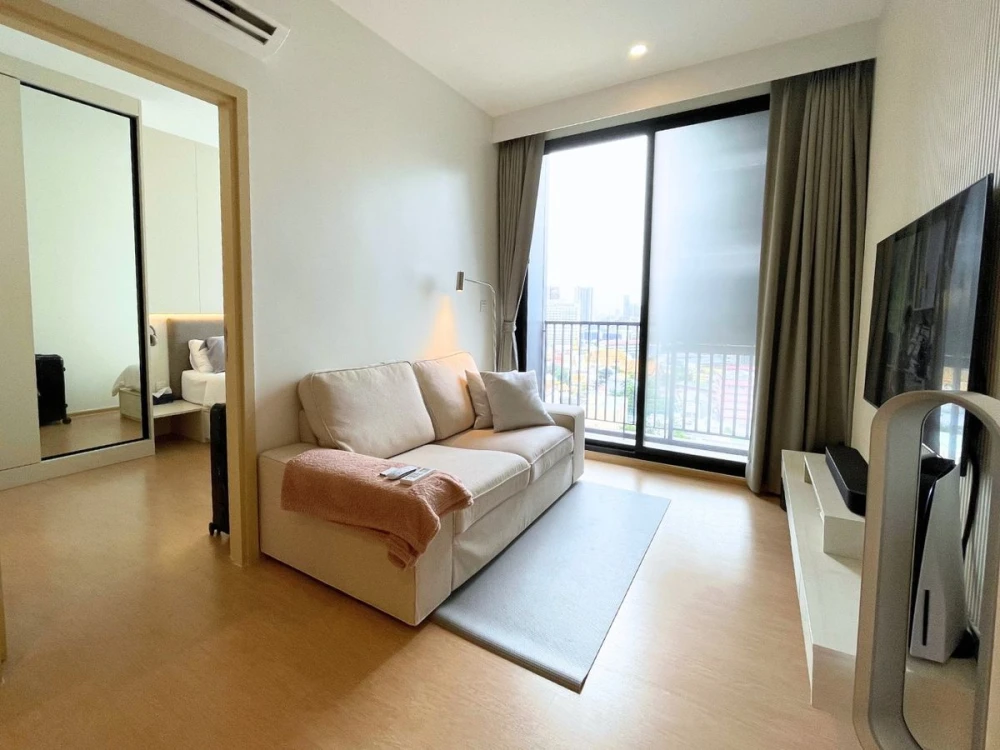 For sale: Maru Ekkamai 2, 17th floor, high floor, beautiful view, fully furnished, super beautiful, reserve now, don't delay.