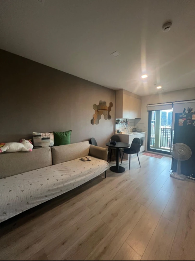 Selling Metris Ladprao, 2 bedrooms, north facing, unobstructed view, fully furnished. Book now!