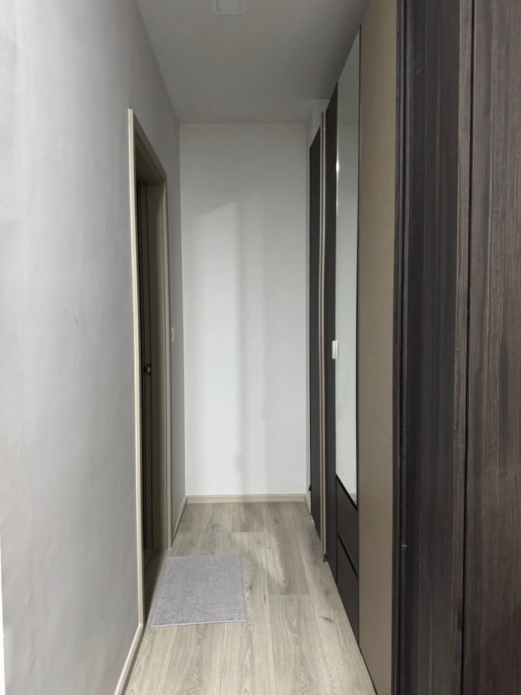 For sale: Metris Ladprao, spacious room, lots of usable space, comes with complete furniture and amenities. Don't miss out!
