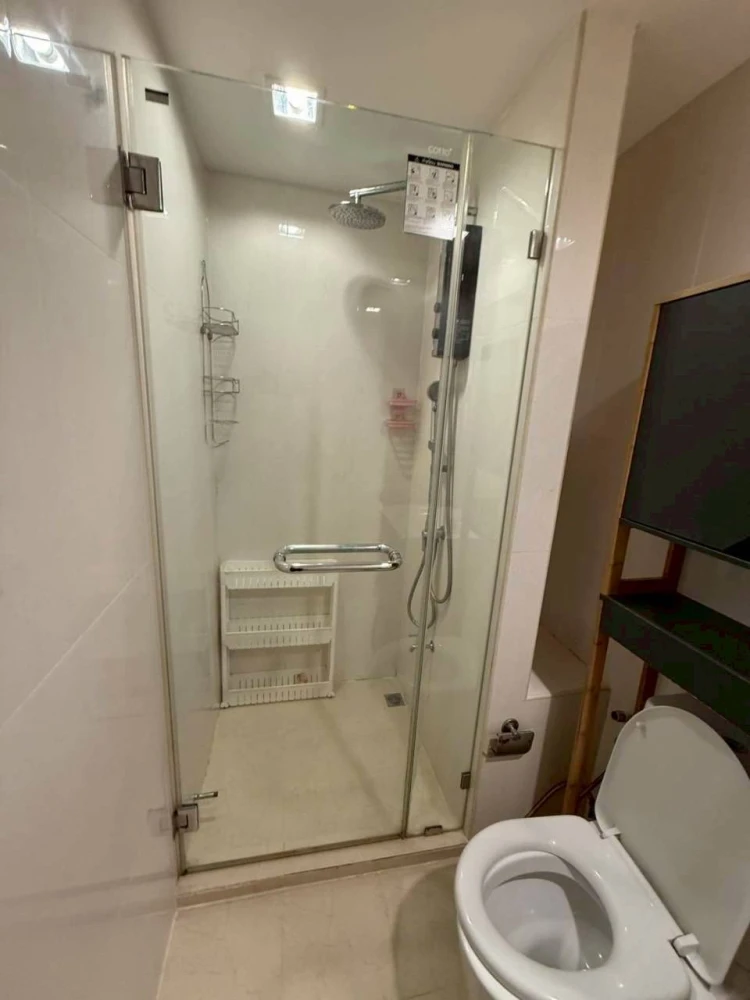 For sale: Metro Luxe Kaset, 1 bedroom, 1 bathroom, 1st floor, good location, convenient transportation, fully furnished, hurry and reserve now!