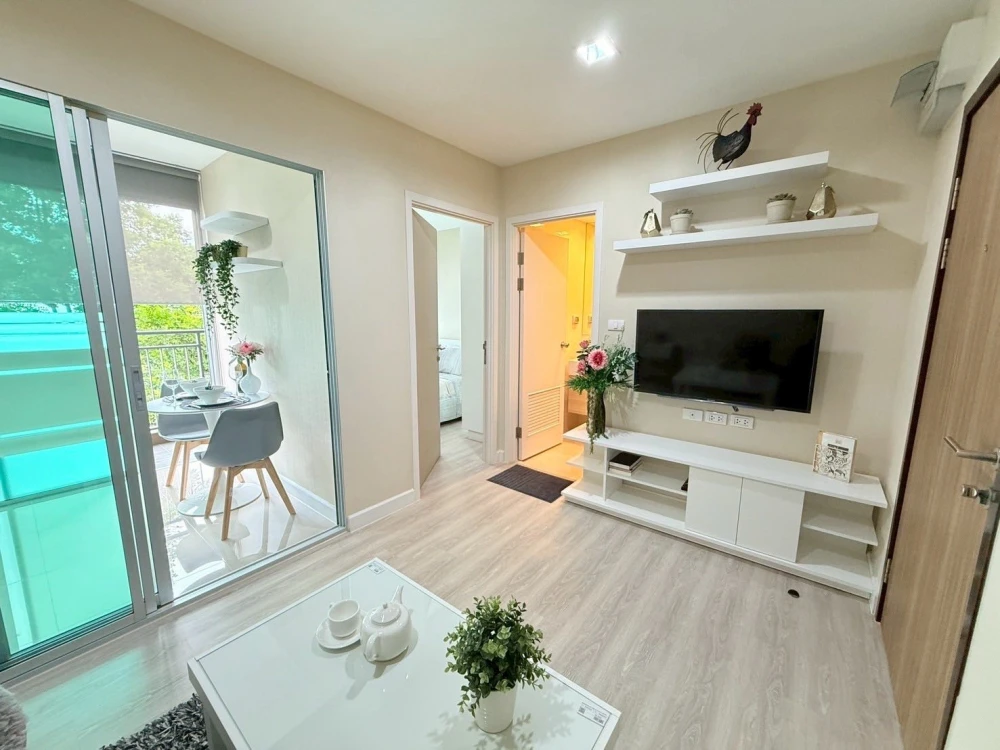 For sale: Metro Luxe Kaset, 1 bedroom, 1 bathroom, beautifully decorated, fully furnished, don't miss out.