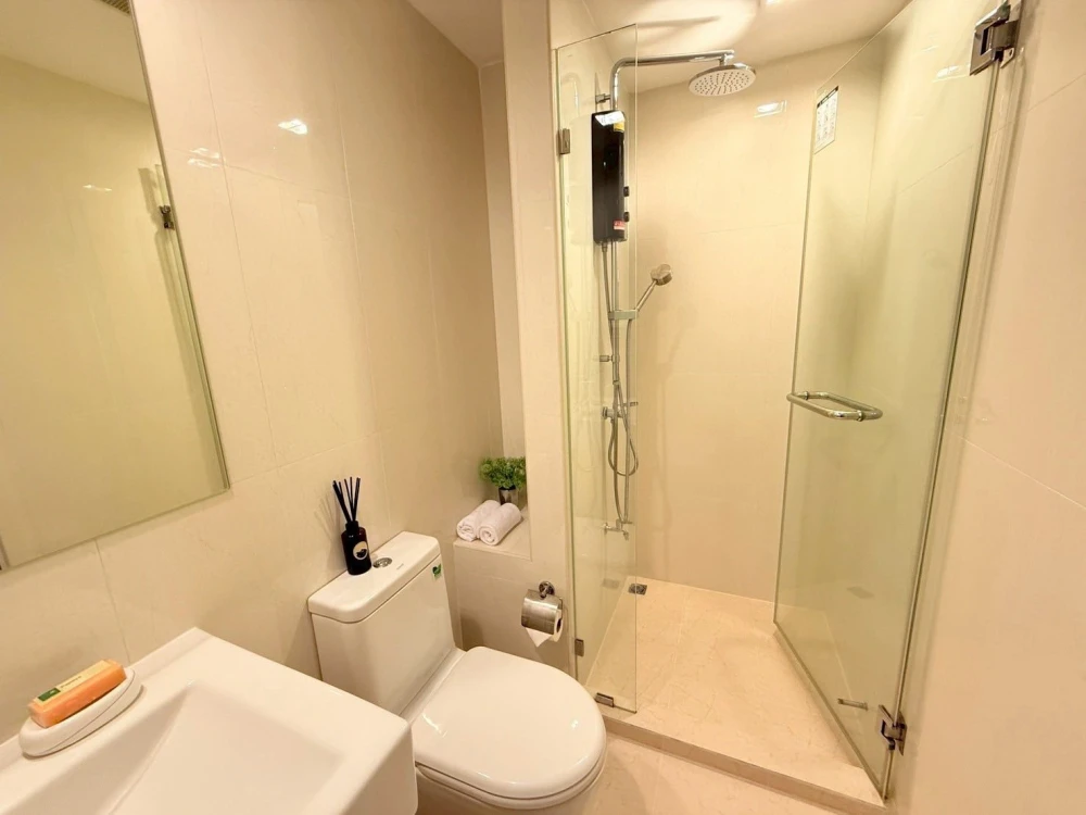 For sale: Metro Luxe Kaset, 1 bedroom, 1 bathroom, beautifully decorated, fully furnished, don't miss out.