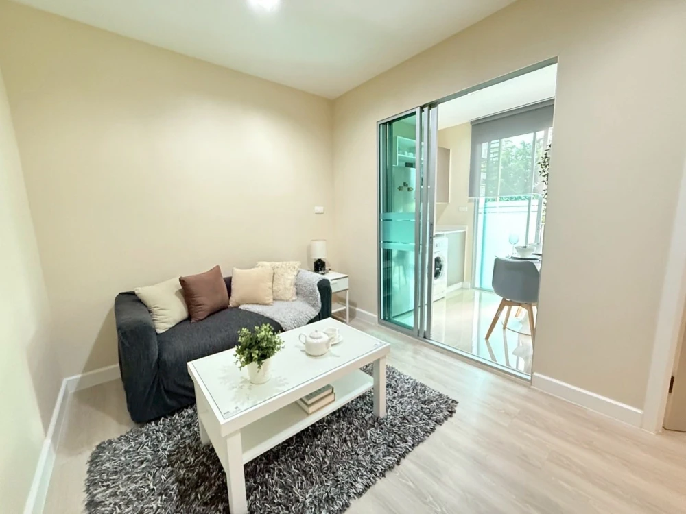 For sale: Metro Luxe Kaset, 1 bedroom, 1 bathroom, beautifully decorated, fully furnished, don't miss out.