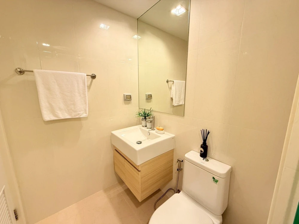 For sale: Metro Luxe Kaset, 1 bedroom, 1 bathroom, beautifully decorated, fully furnished, don't miss out.