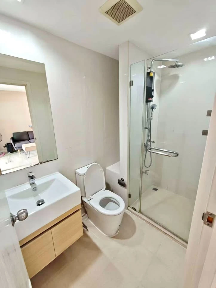 Selling Metro Luxe Kaset condo, SPC flooring throughout, includes furniture and appliances as shown in the pictures.