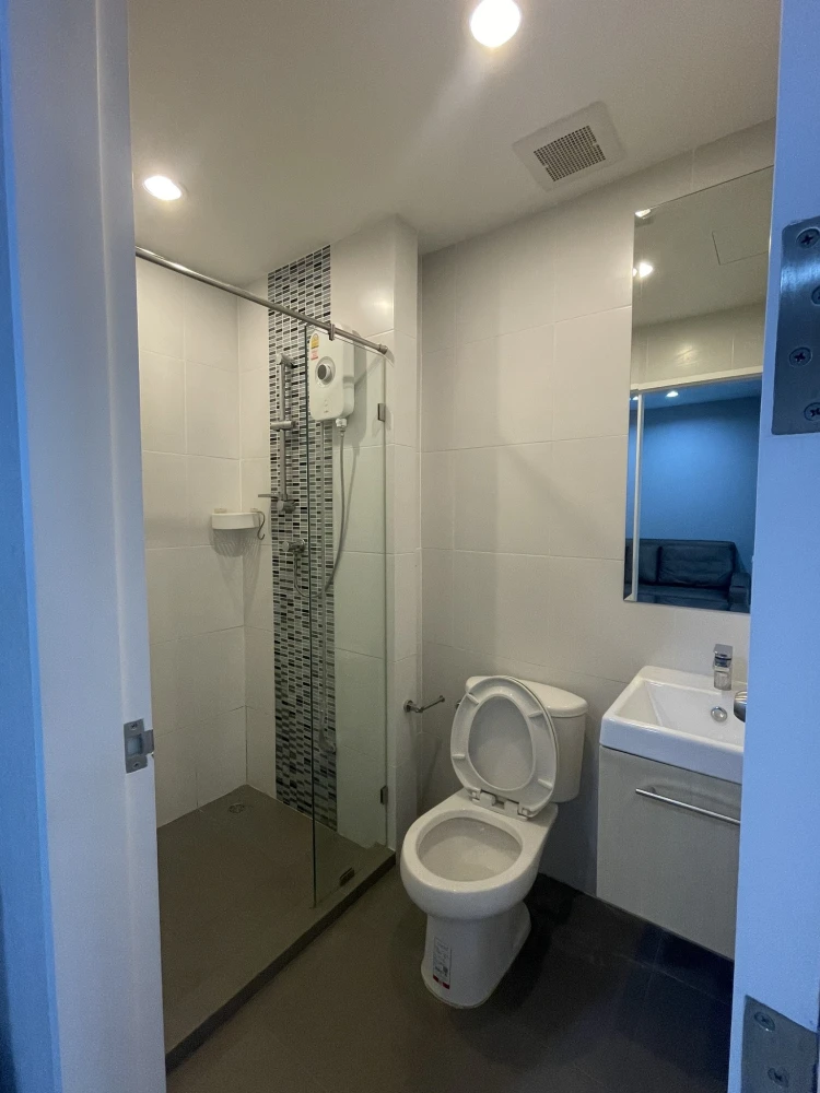 ขาย Metro Sky Prachachuen ห้องน่าอยู่ มาพร้อมเฟอร์และเครื่องใช้ไฟฟ้าครบครัน รีบจองเลย