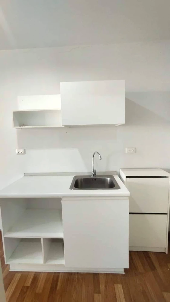 Selling a 1-bedroom unit at Miami Bangpu, 5th floor, fully furnished with appliances. Book now!