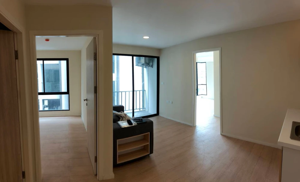 For sale: Modern condo at The Forest Rama 2-Eakchai, 4th floor. Unfurnished unit—a great place to live. Book now!