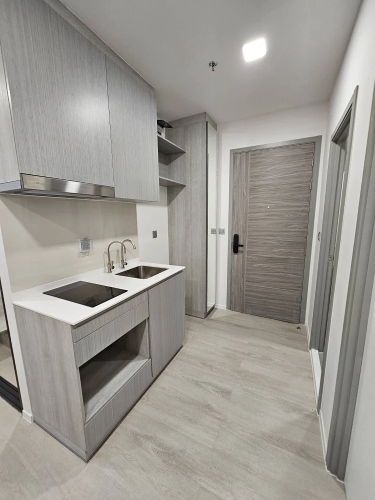 Selling Modiz Launch Rangsit, corner unit, prime location, fully furnished. Book now! Limited time offer.