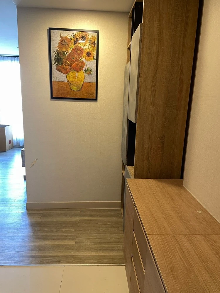 For sale: Moniiq Sukhumvit 64, 4th floor, corner room, swimming pool view. If interested, hurry and reserve now. Don't miss out!