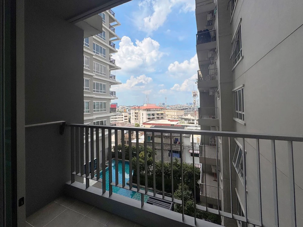 For sale: Motif Condo Sathorn – Wongwian Yai, spacious room, lots of usable space, empty room, good location, reserve now!