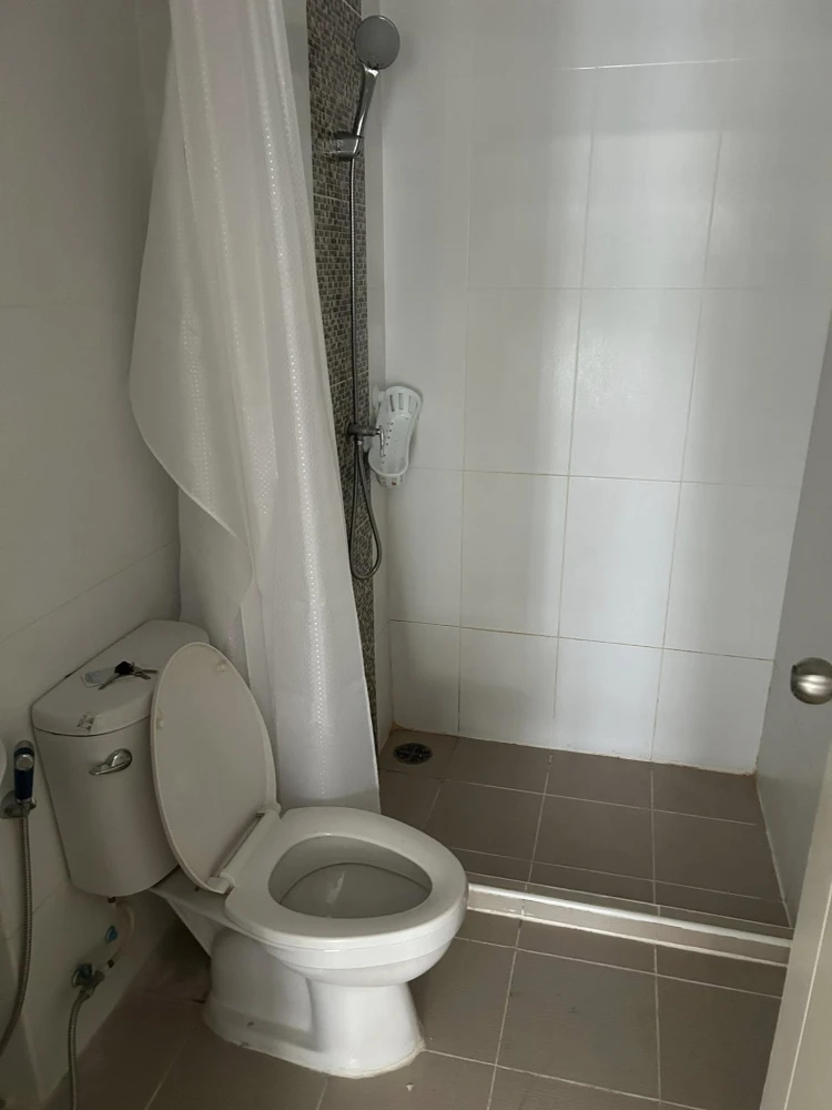 For sale MT PRESTIGE Phaholyothin 5th floor, empty room, airy, spacious, comfortable, reserve now, don't miss out.
