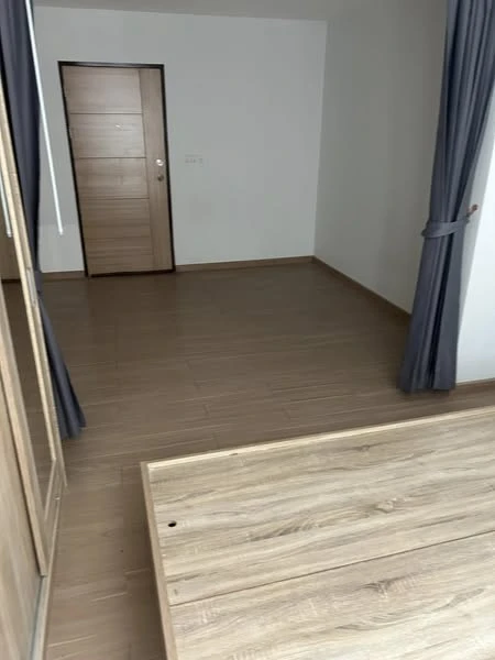 For sale MT PRESTIGE Phaholyothin 5th floor, empty room, airy, spacious, comfortable, reserve now, don't miss out.