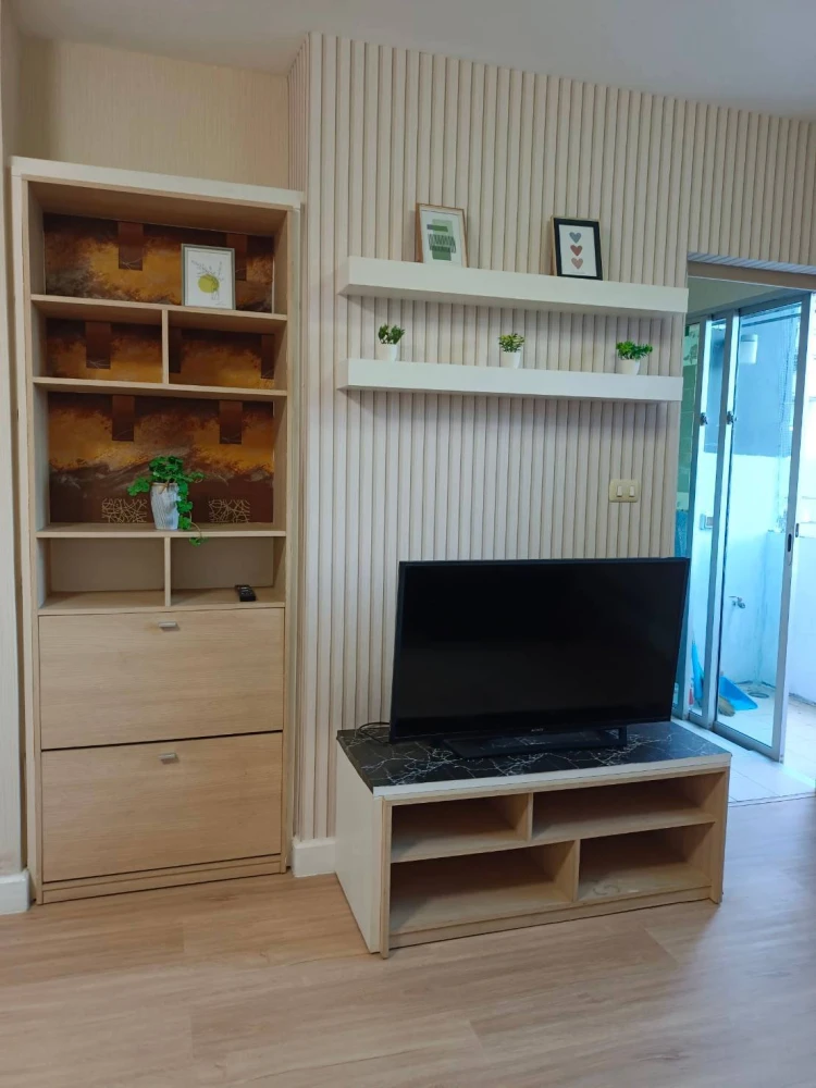 For sale: My condo Sukhumvit 81, 7th floor, with good wallpaper, bright and comfortable room, nice to live in. You can't miss this opportunity to rese