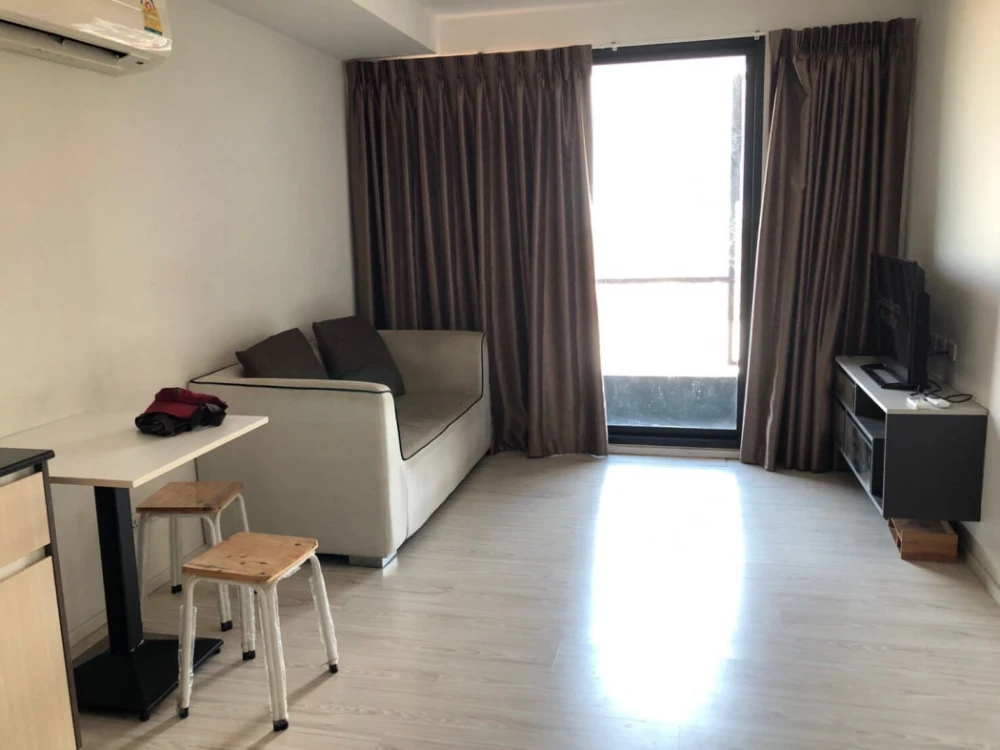 Selling My Story Ladprao 71, 6th floor, fully furnished and ready to move in. Book now!