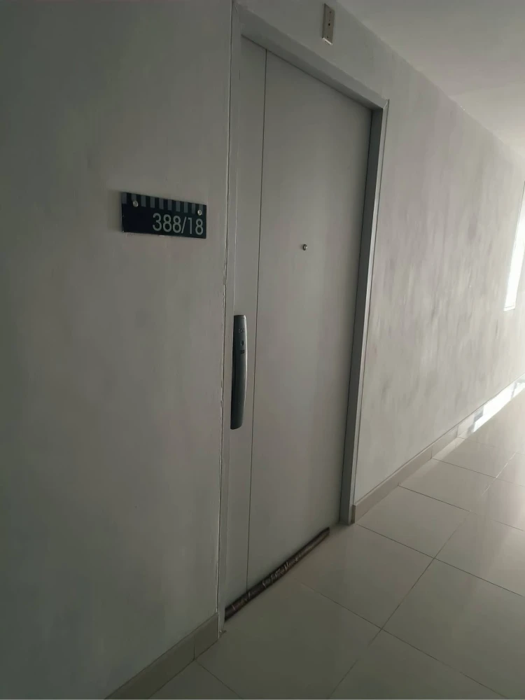 Selling a My Story condo at Ladprao 71. The kitchen and living room are separated. Size: 33 sq m. Comfortable and spacious. Reservation required.