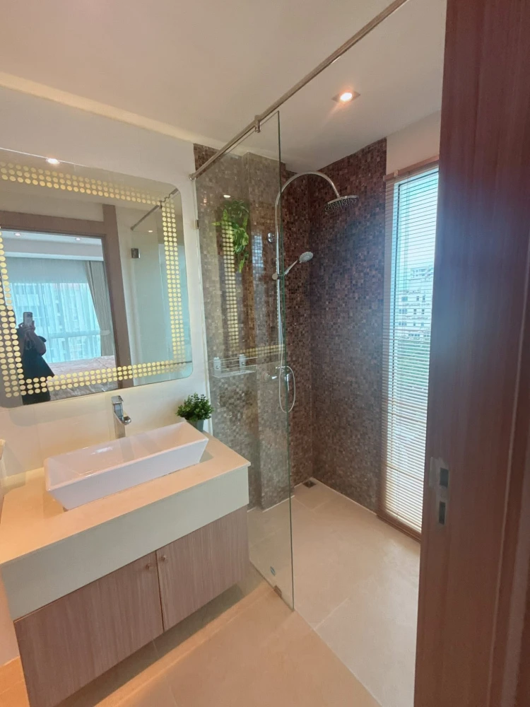For sale: Nam Talay Condominium, 1 bedroom, 1 bathroom, 6th floor, beautifully decorated, fully furnished, good location, reserve now!