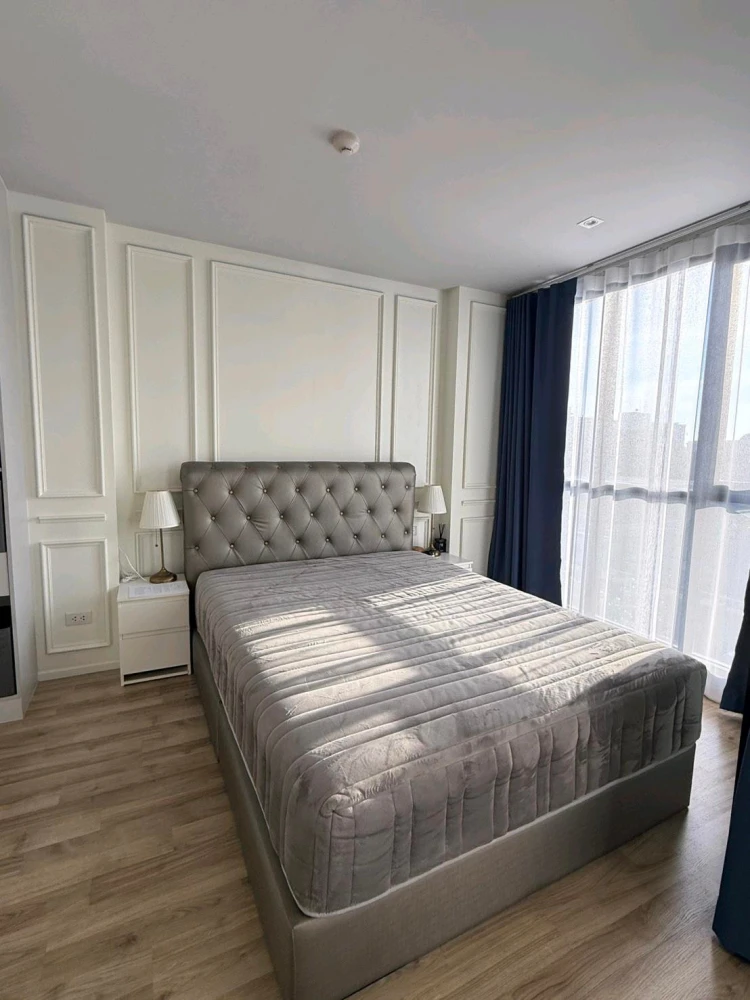 For Sale: New Era Ekmai-Ramintra, 4th floor. Lovely, fully furnished unit. Book now—don't miss out!
