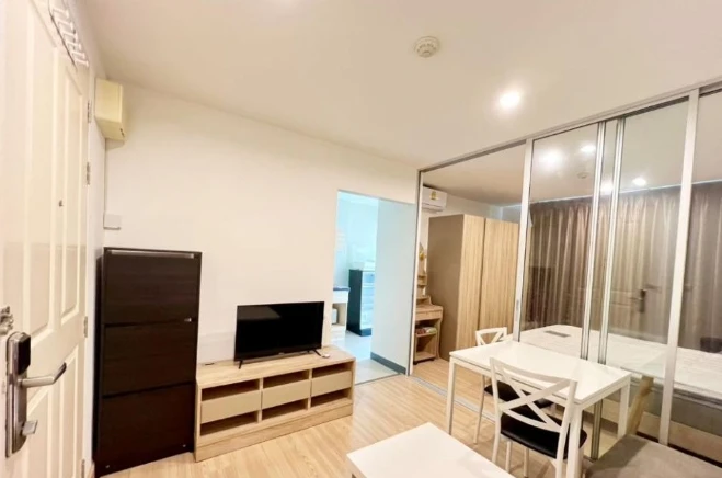 For sale: Niche id Serithai-Wongwaen, 2nd floor, nice room, fully furnished. Interested? Hurry and reserve now!