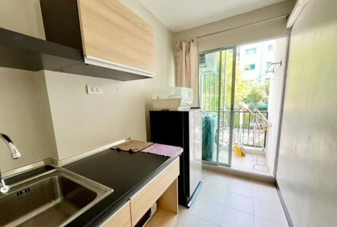 For sale: Niche id Serithai-Wongwaen, 2nd floor, nice room, fully furnished. Interested? Hurry and reserve now!