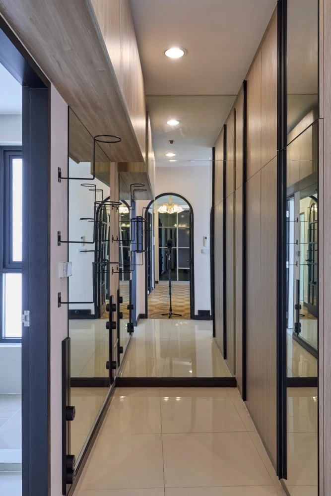 Selling Niche Mono Charoen Nakorn, corner unit with Chao Phraya river bend view, second largest type in the project, 60 sq.m. Book now!