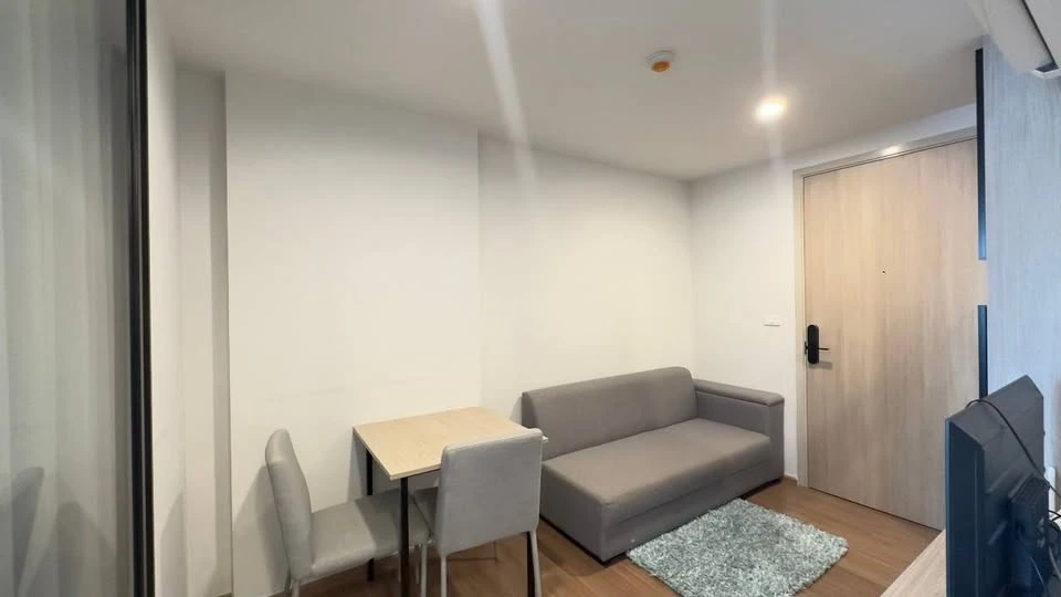 Selling Niche Mono Itsaraphap, 1 bedroom, 1 bathroom. Great location, convenient transportation. Don't miss out!