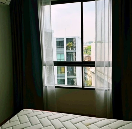 Selling Niche Mono Itsaraphap, 8th floor. A lovely unit, fully furnished. Book now!