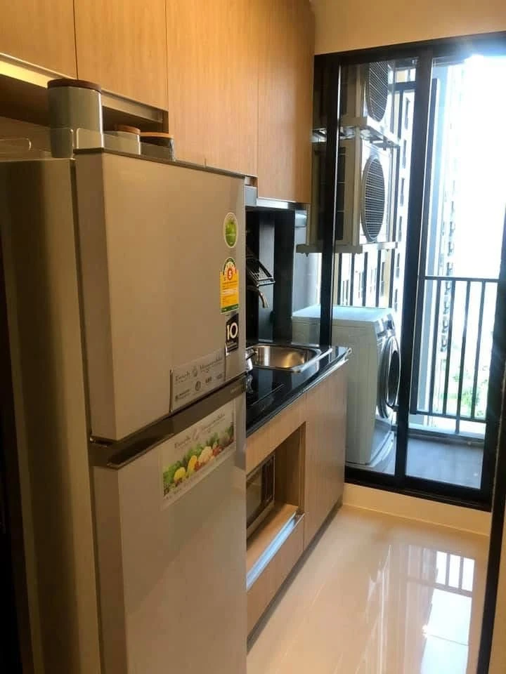 Selling Niche Mono Sukhumvit-Bearing, 1 bedroom, 1 bathroom. Fully furnished and equipped with appliances. Unobstructed view. Book now!