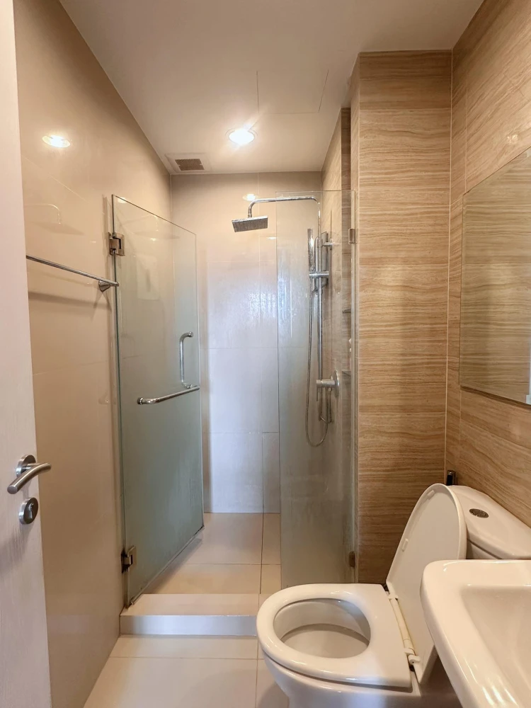 For sale: Niche Mono Sukhumvit-Bearing, 14th floor, south-facing room, very good wind, beautiful view, fully furnished room, nice to live in, reserve